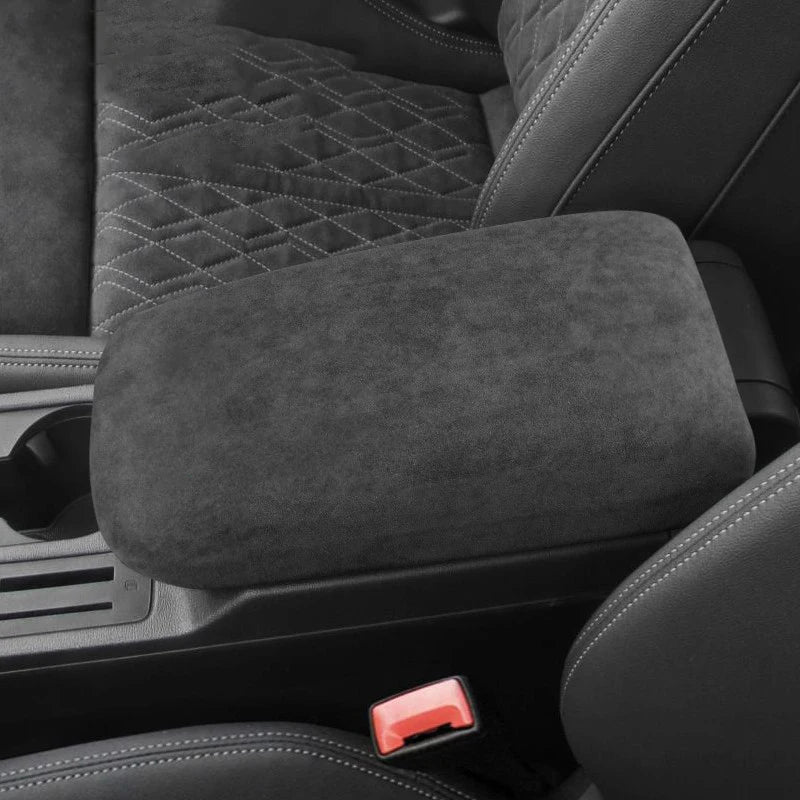 Insert en Alcantara - Audi A3/S3/RS3 8Y AutoTouch   AutoTouch Accoudoir central